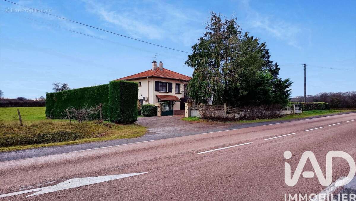 Photo 2 - Maison à VILLEREST