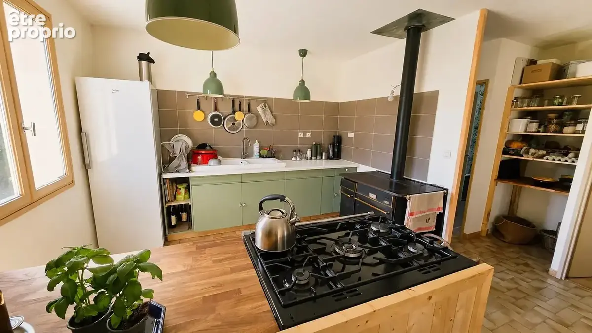 Maison 89 m² à Uzes  - photo 4