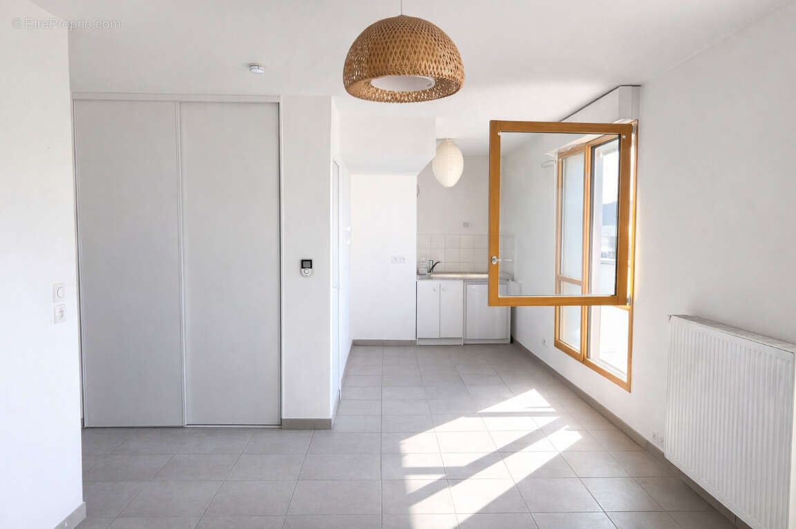 Appartement à LYON-8E
