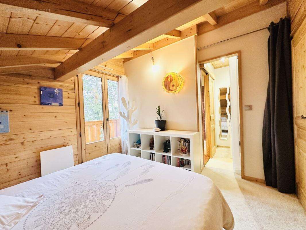 Chalet 272m2 surface totale terrain 2693m2 - photo 11
