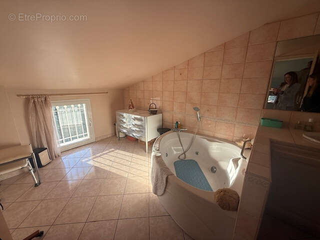 Appartement à SANARY-SUR-MER