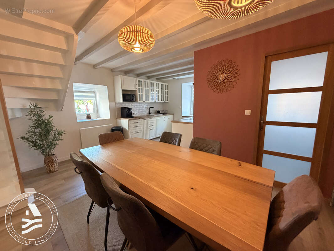 Maison de caractère, entièrement rénovée avec goût - photo 6
