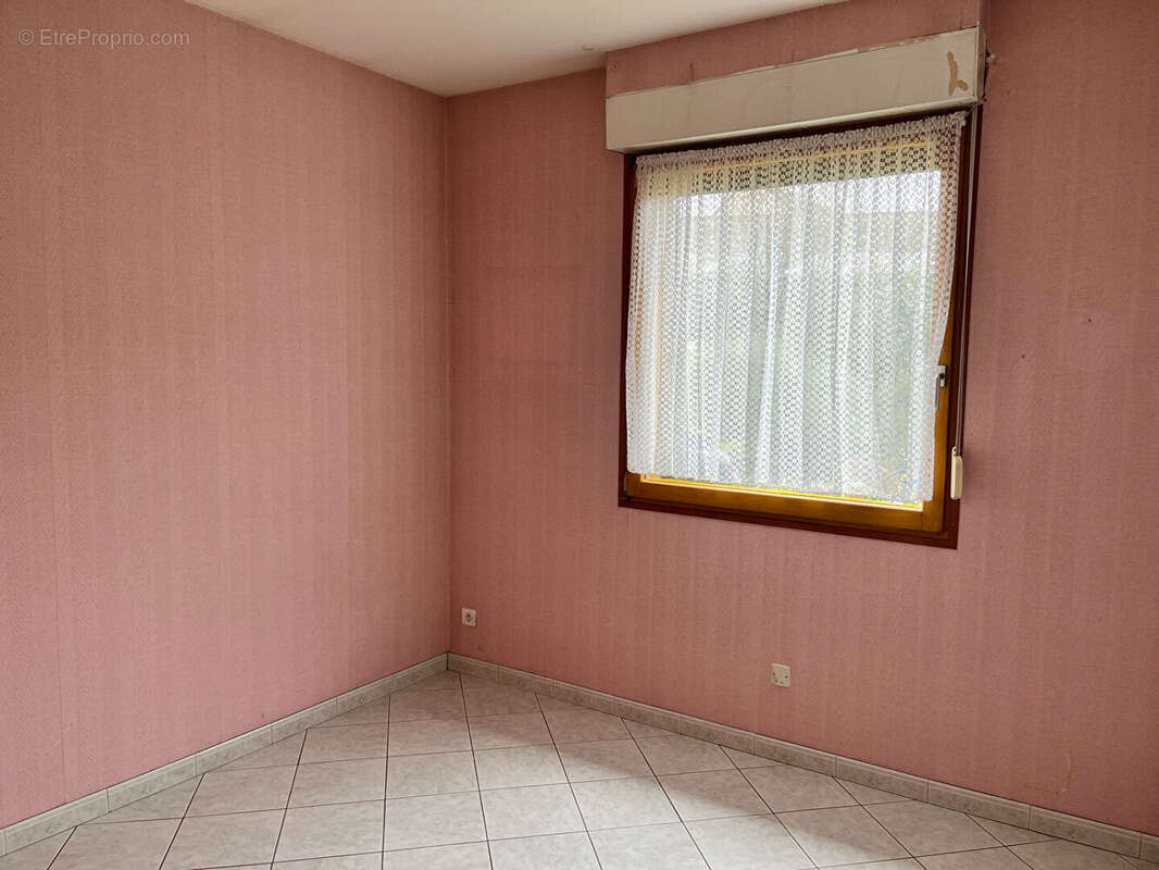 Maison à SAINT-SAUVEUR-EN-PUISAYE