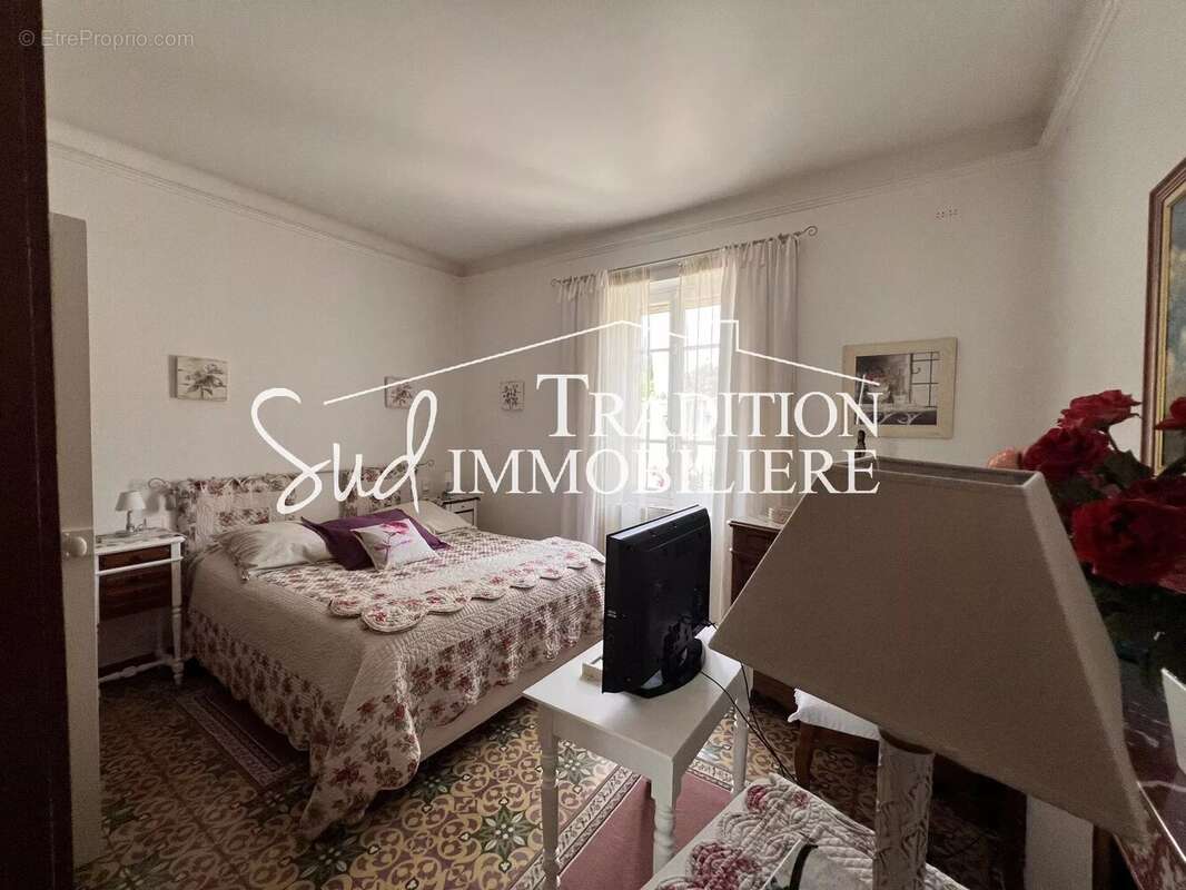 Maison à SAINT-ETIENNE-DU-GRES