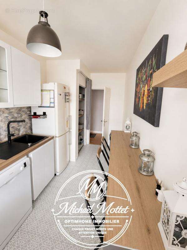 Le Havre (76) - Un appartement familial aux beaux volumes, avec 2 balcons et garage ! - photo 5