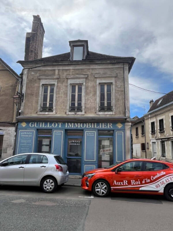 Commerce à AUXERRE