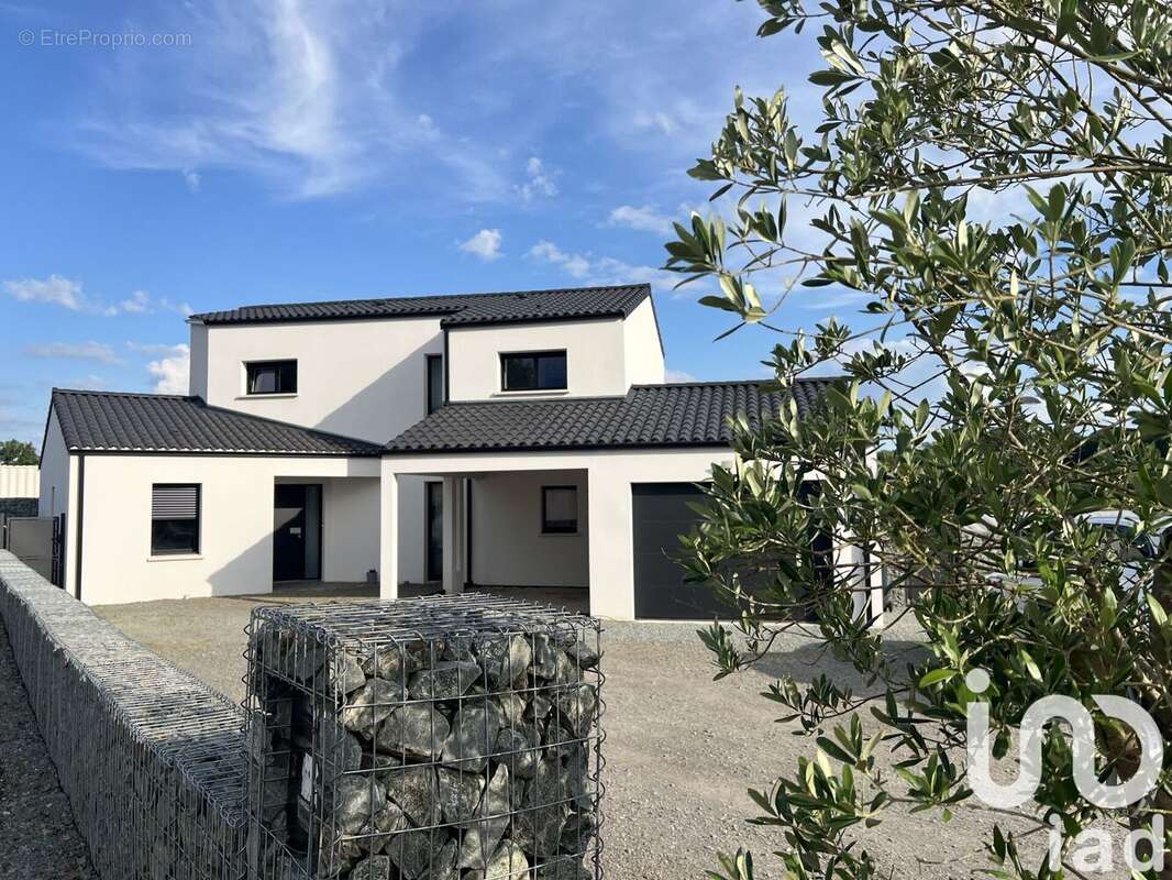 Photo 2 - Maison à POUZAUGES