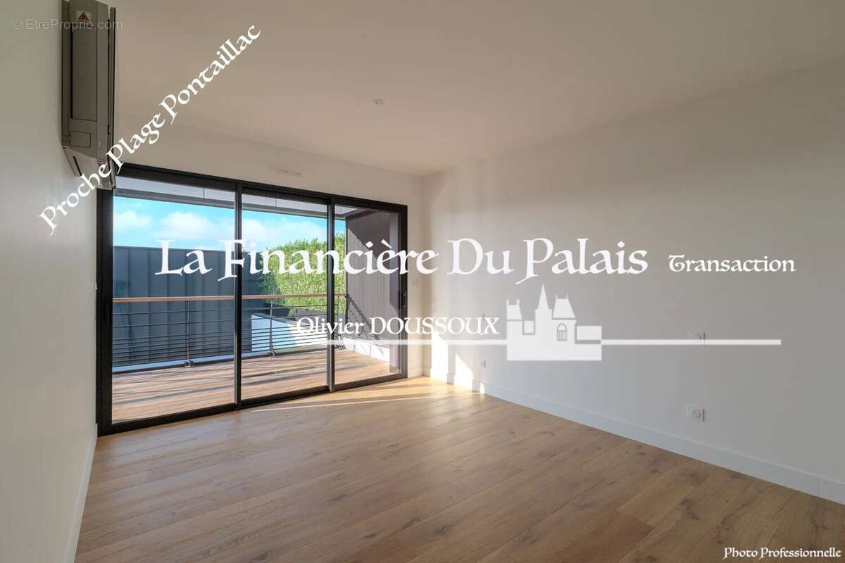 Maison à VAUX-SUR-MER