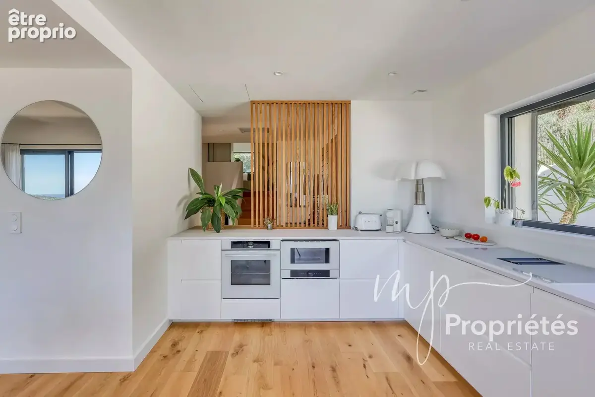 À VENDRE – Cavalaire-sur-Mer – Villa contemporaine avec vue mer 4 suites et prestations haut de gamme - photo 23