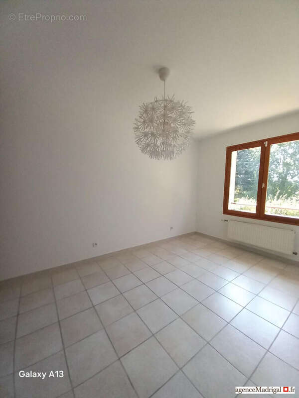 Maison 150 m² à Voiron  - photo 5
