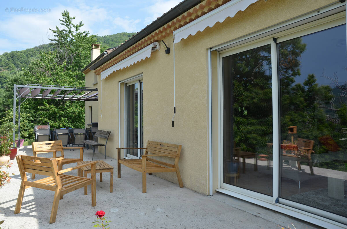 Maison à ISSAMOULENC