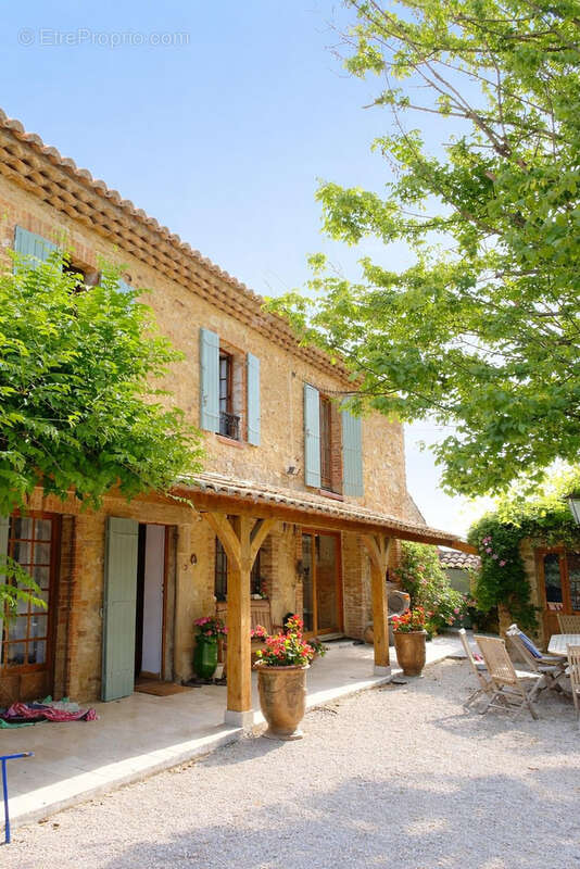 Maison à PIOLENC
