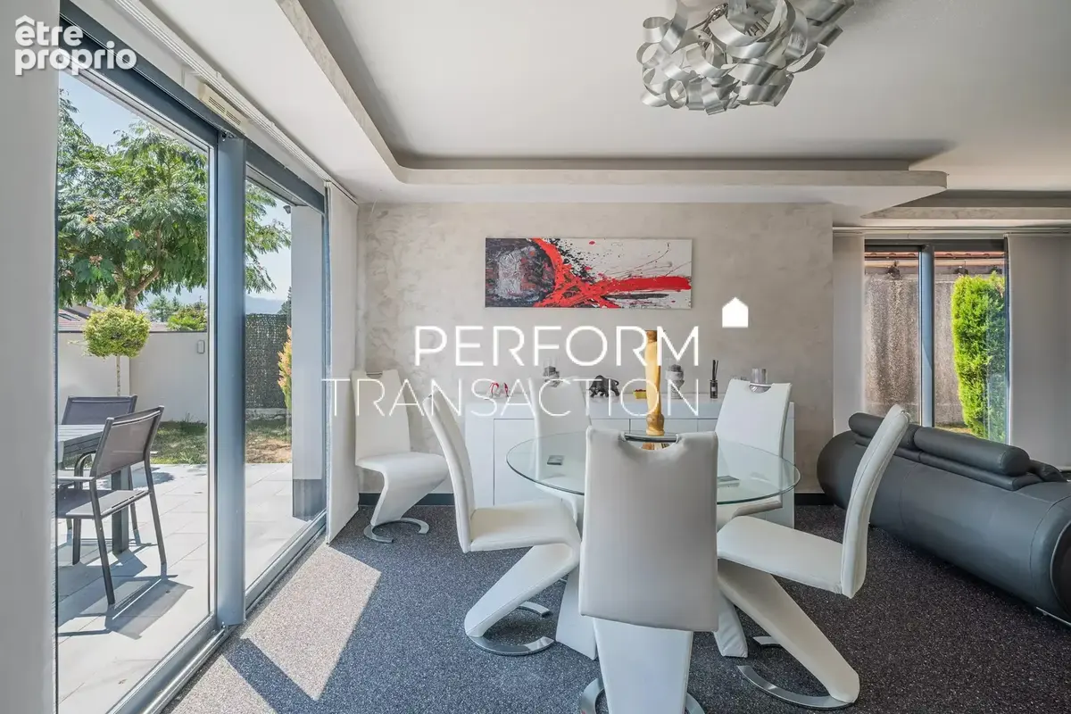 Lumbin - Maison contemporaine de plain-pied avec rooftop et vue Belledonne - photo 5