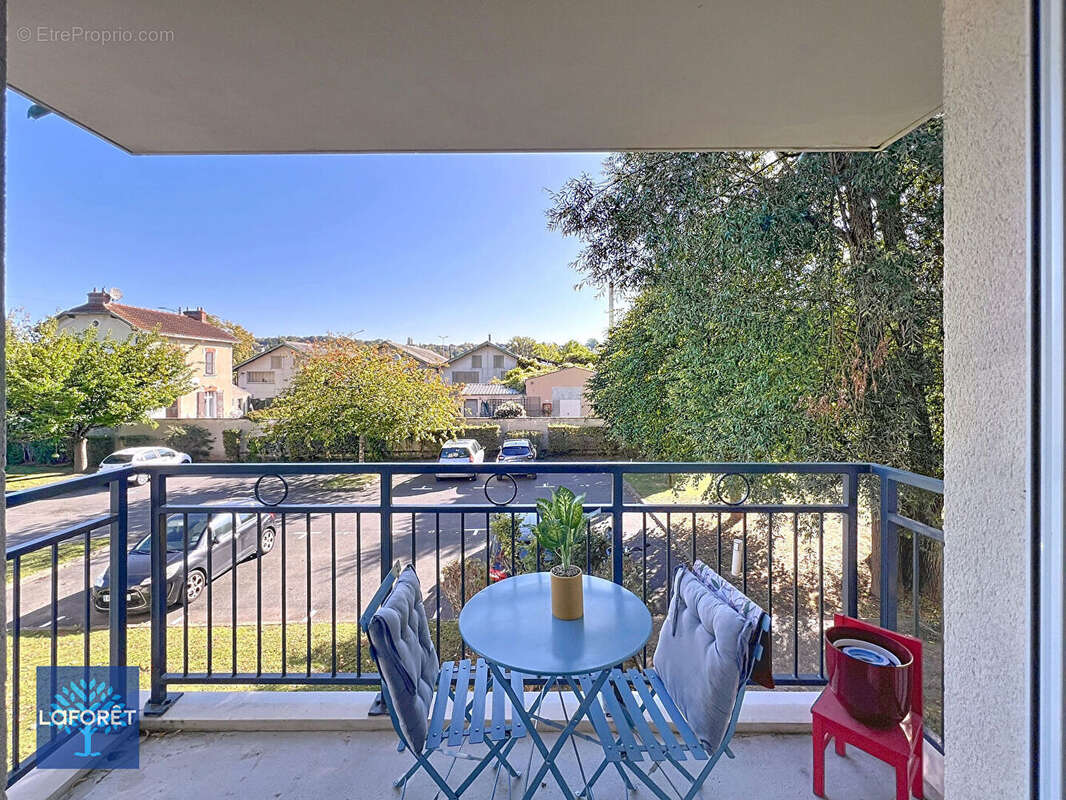 Appartement à CORBEIL-ESSONNES