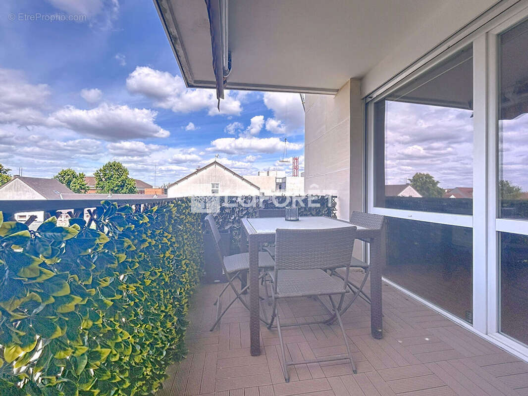 Appartement à CHENNEVIERES-SUR-MARNE