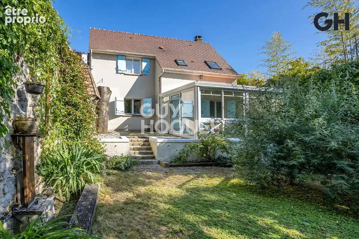 Maison à SOISY-SUR-SEINE