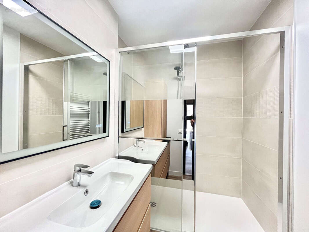 A VENDRE grand appartement Caen 4 pièce(s) 85 m2 - calme - sécurisé - proche centre ville - garage  fermé - cave - photo 15
