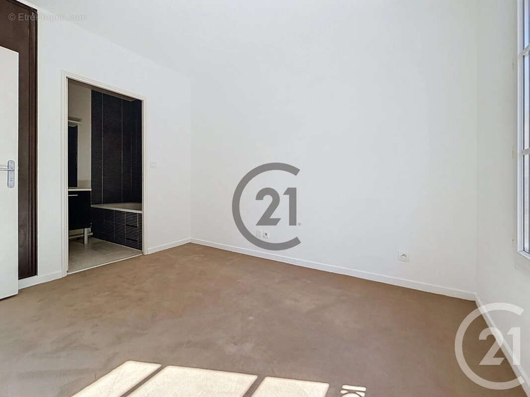 Appartement 42 m² à Reims  - photo 10