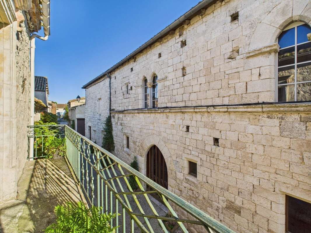 Maison à TOURNON-D&#039;AGENAIS