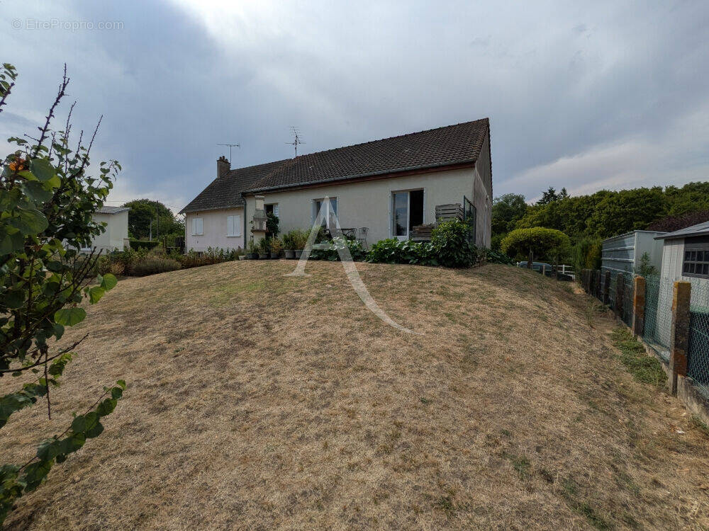 Maison à ONZAIN