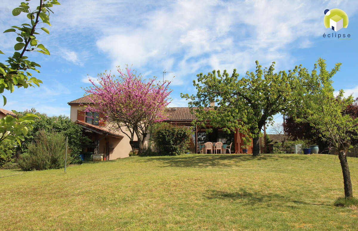 Maison à REPLONGES