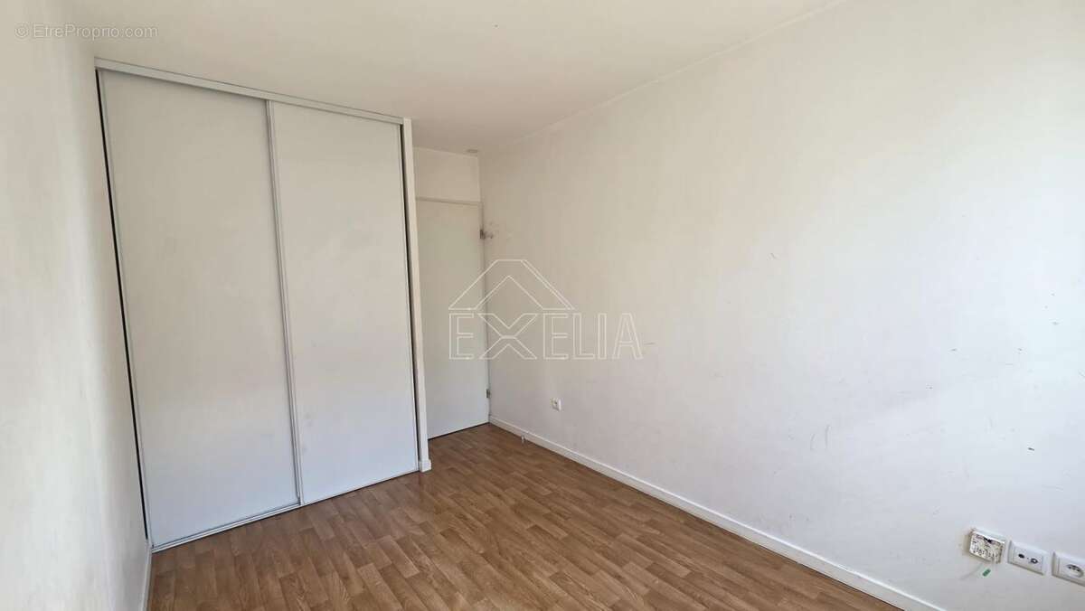Appartement 3 pièces de 65 m² avec balcon 2 places de parking en sous sol , Bord de Seine - photo 7