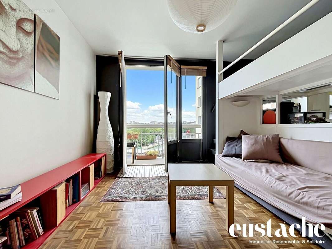Appartement à PARIS-19E