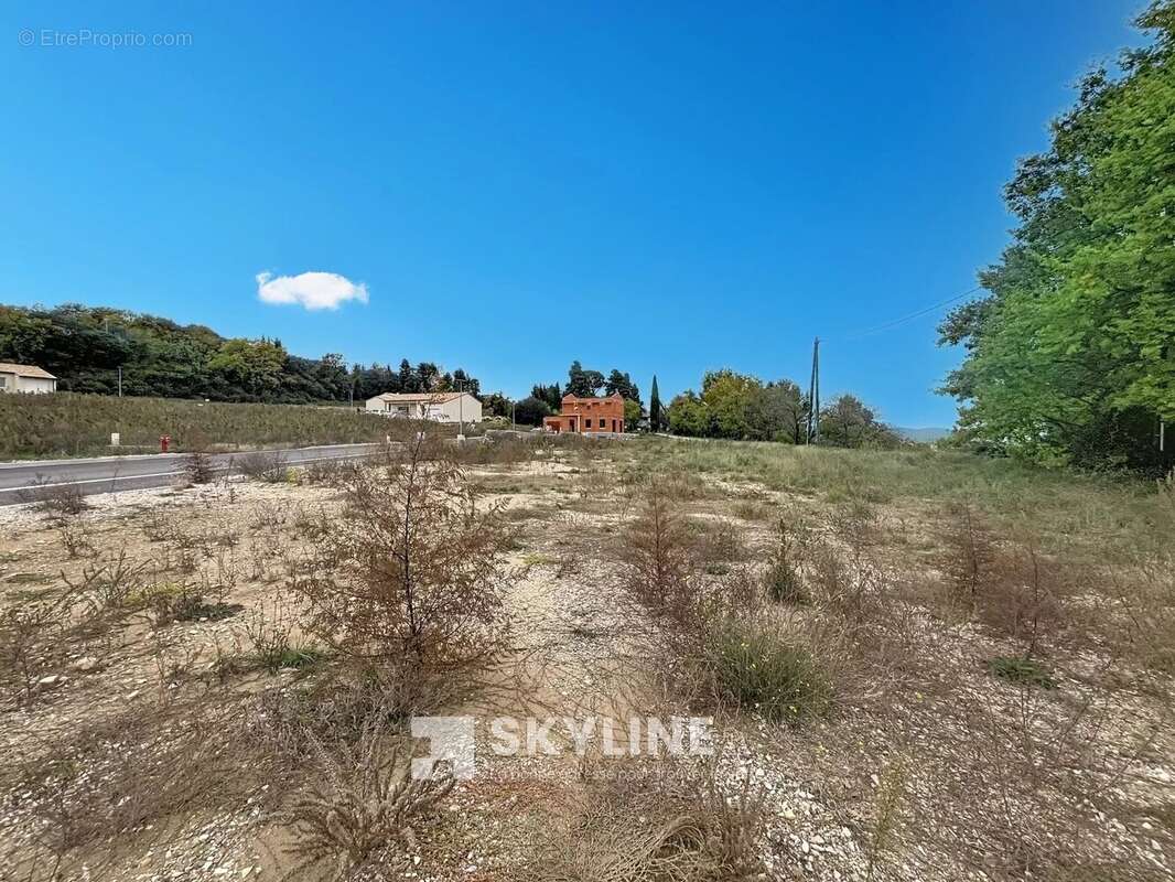 Terrain à BOURG-SAINT-ANDEOL