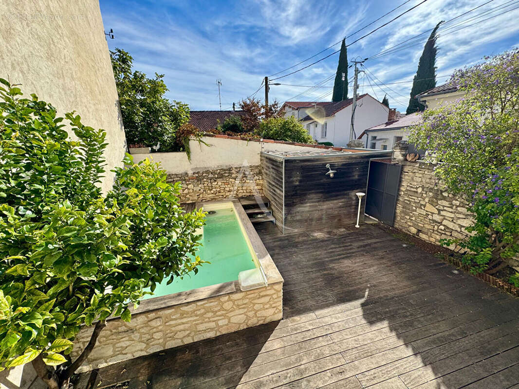 Maison à NIMES