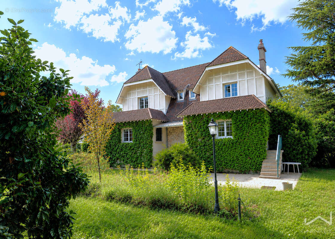 Maison à BOIS-D'ARCY