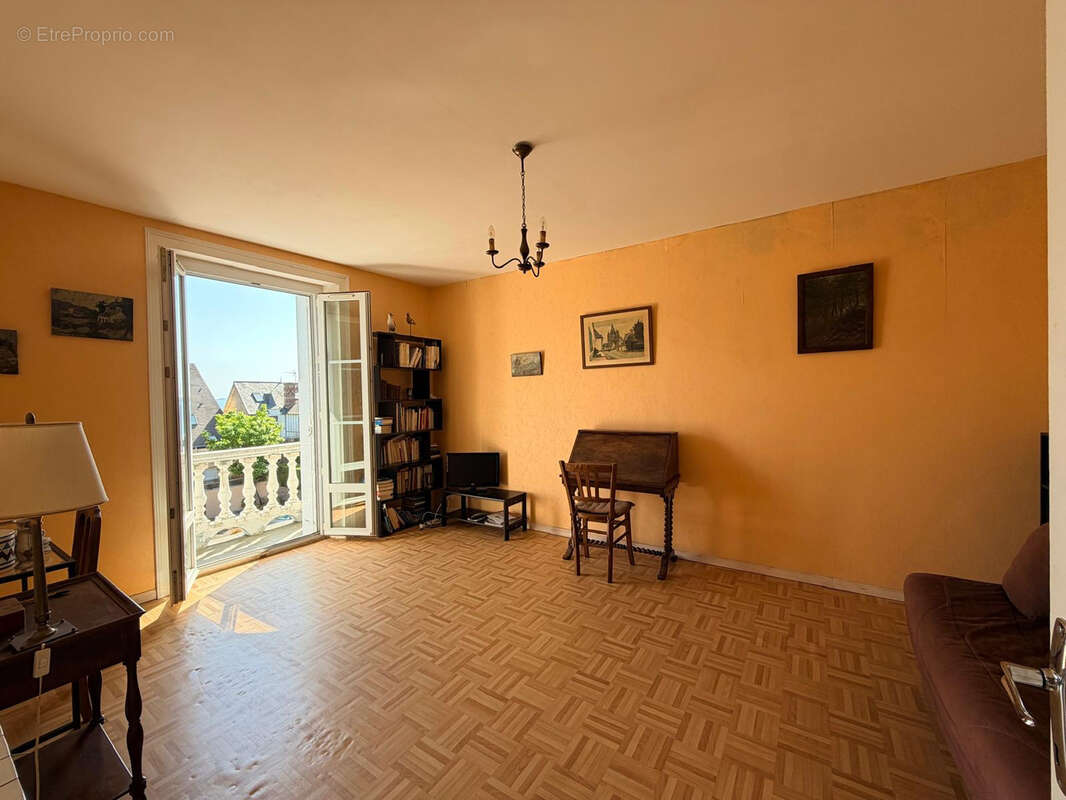 SAINT CAST LE GUILDO - Appartement de type 2 au cœur de la station balnéaire - photo 3