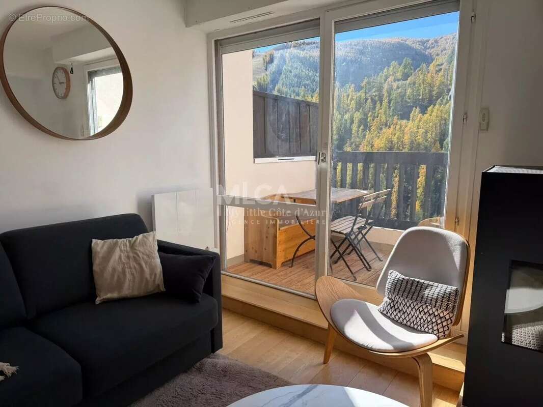 Appartement à SAINT-ETIENNE-DE-TINEE