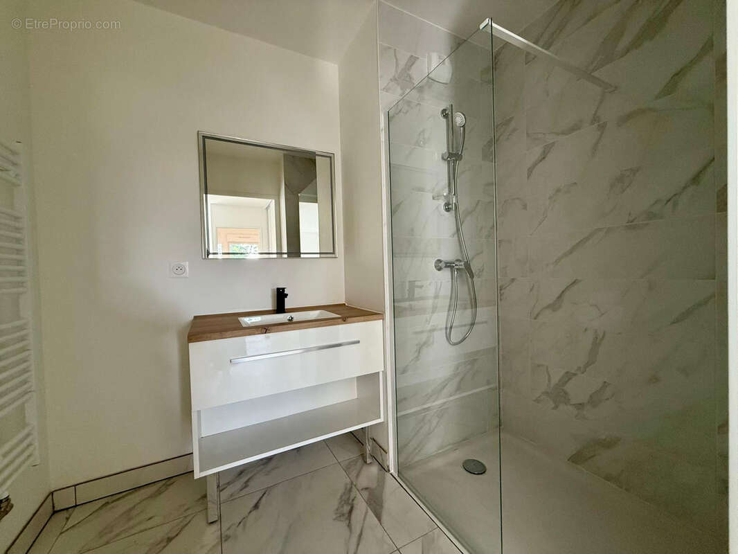 Appartement à PESSAC