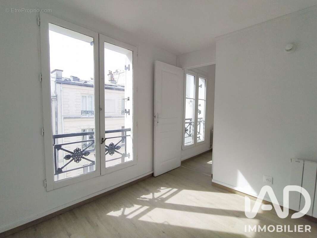 Photo 5 - Appartement à PARIS-18E