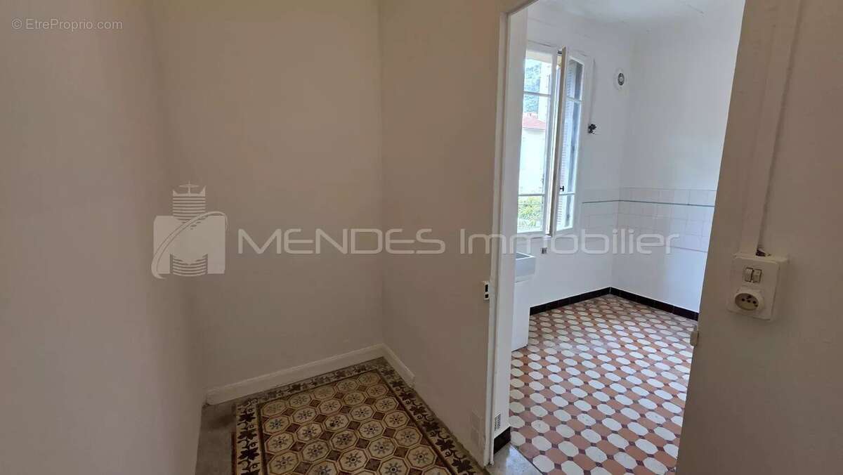 Appartement à BEAUSOLEIL