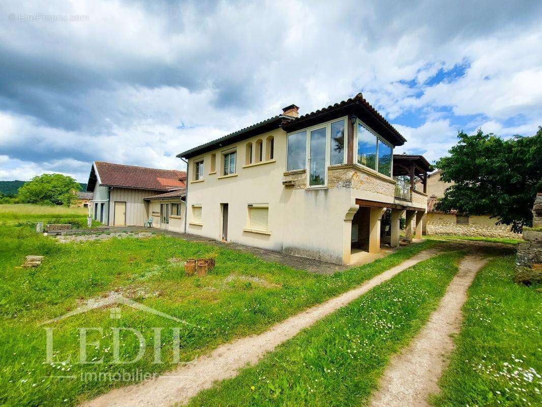 Maison à DURAVEL