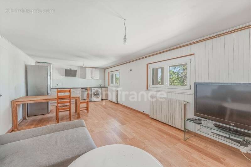 Maison à vendre 5 pièces GEX (01) - photo 19