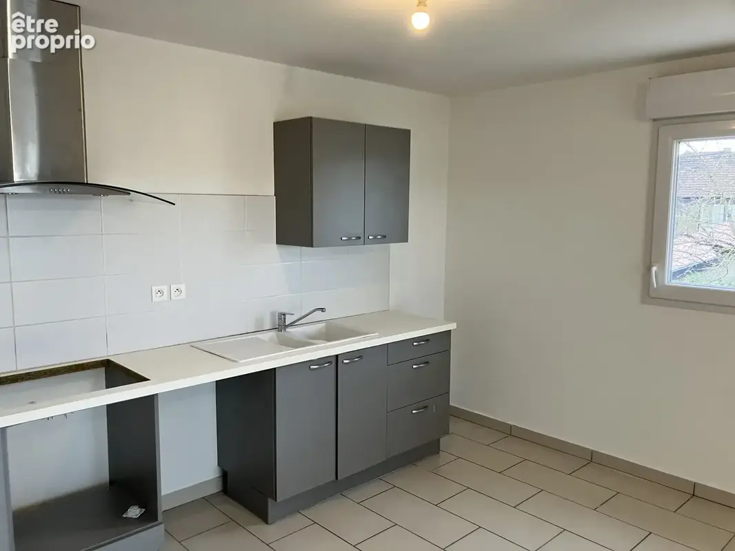 Bel appartement T3 à Ambérieu en Bugey - photo 9