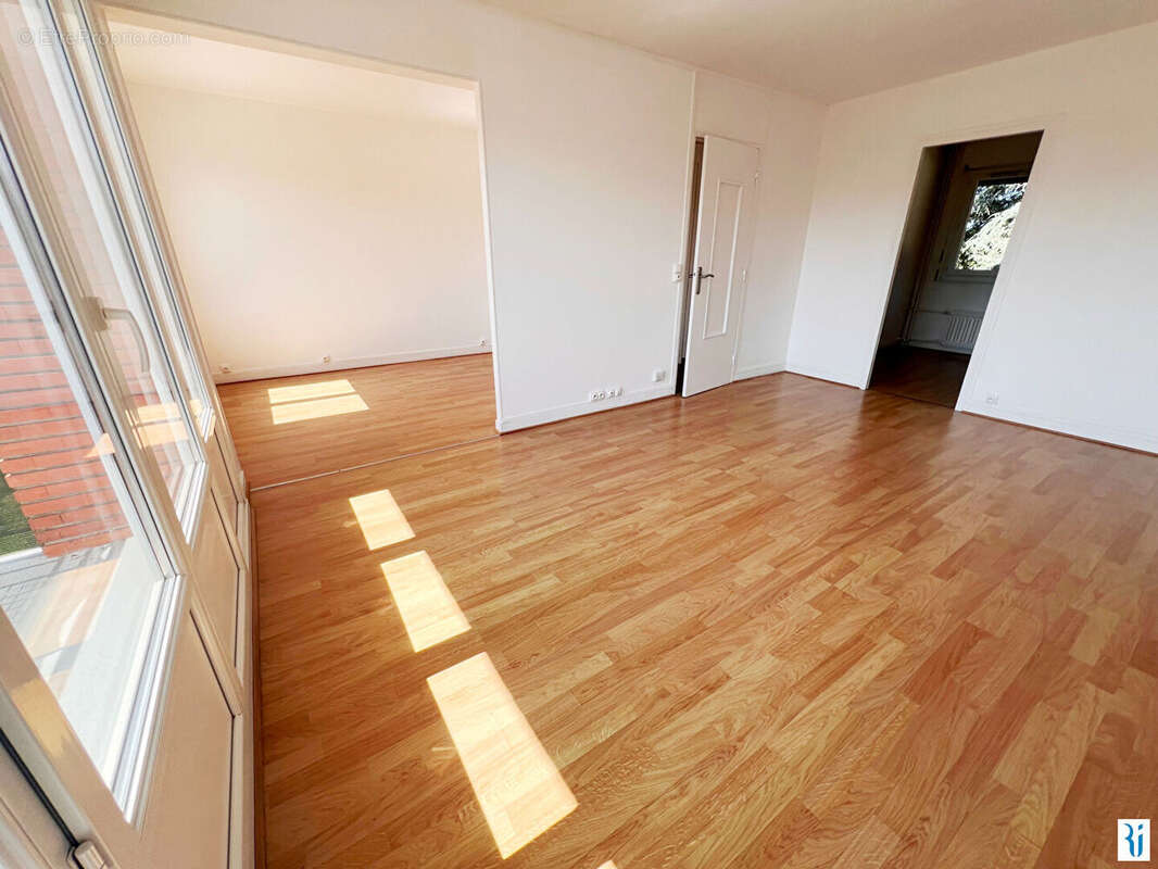 Appartement à BOIS-GUILLAUME