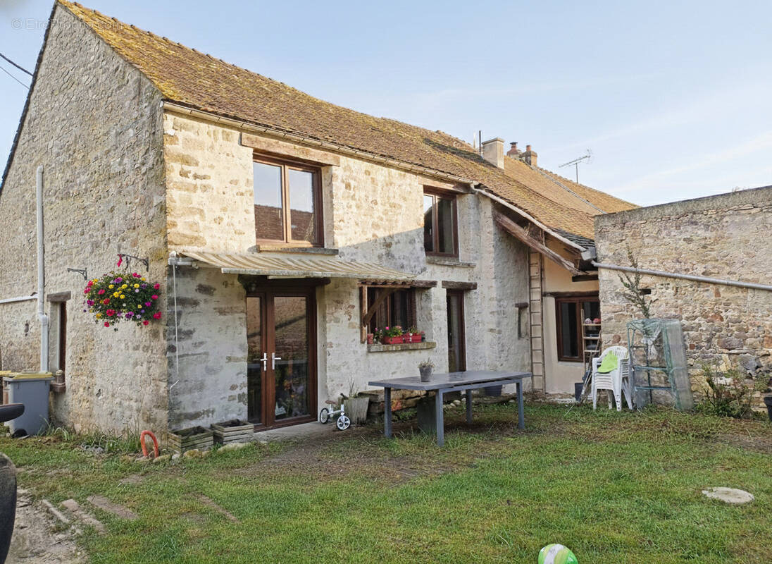 Maison à BOUGLIGNY