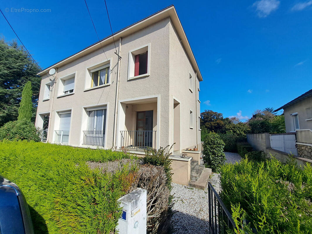 Maison à CHATELLERAULT