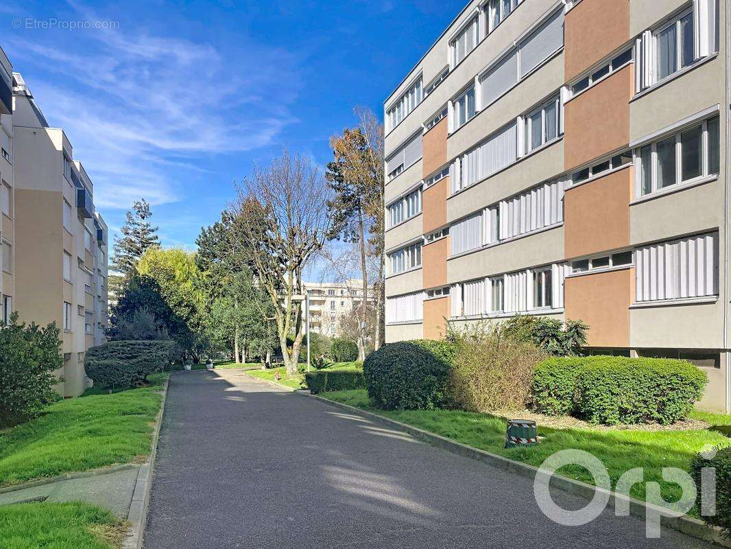 Appartement 4 pièces 82m2 à LONGJUMEAU - photo 11