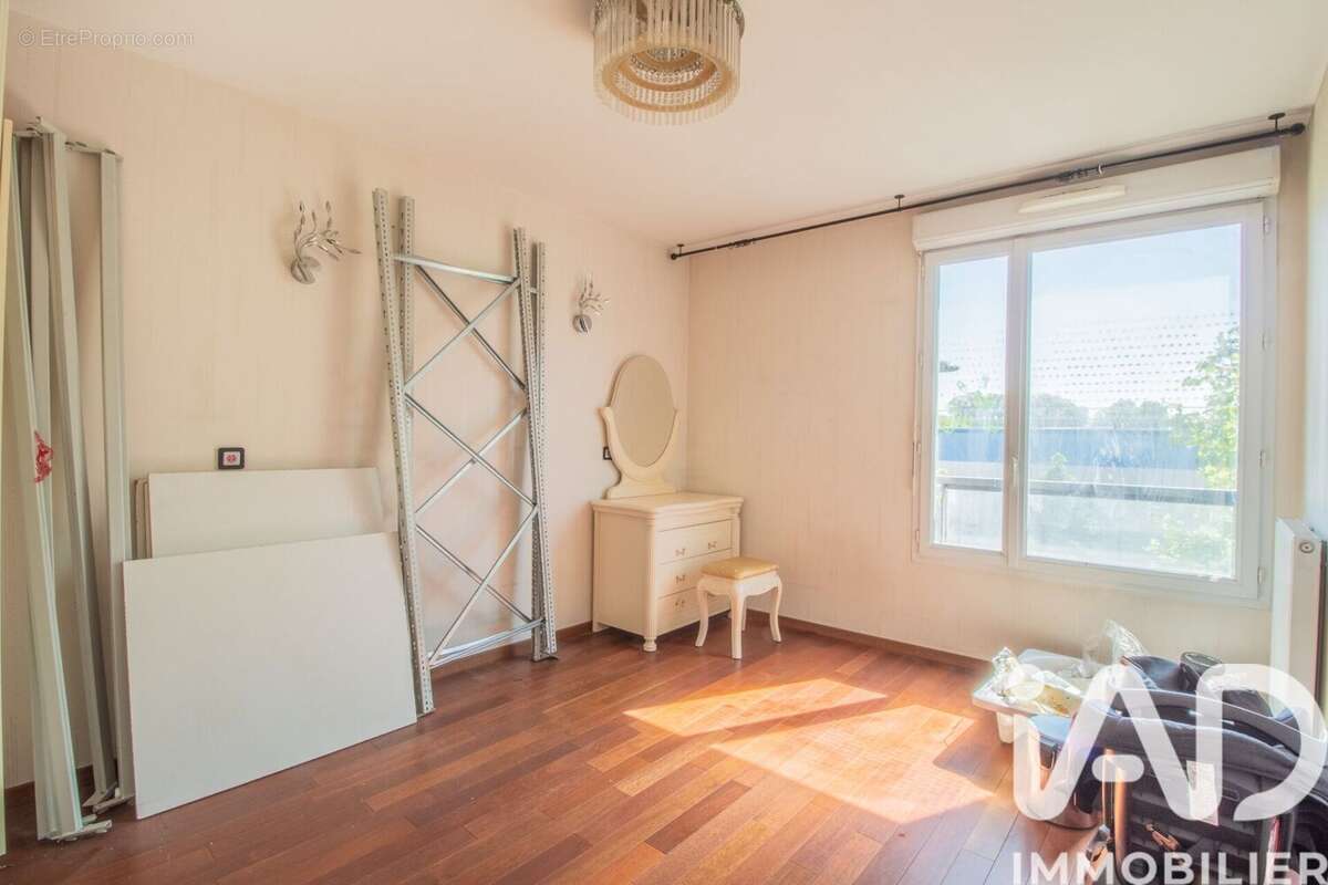 Photo 9 - Appartement à AUBERVILLIERS