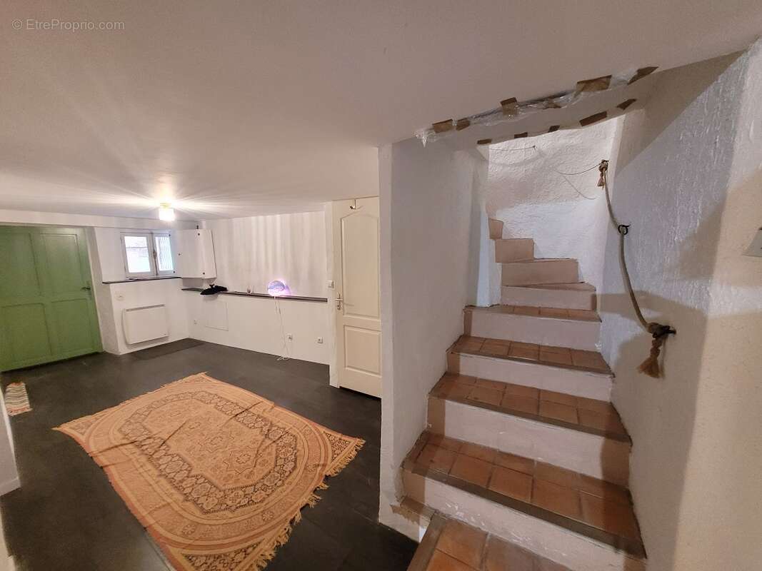 Maison à CAPESTANG