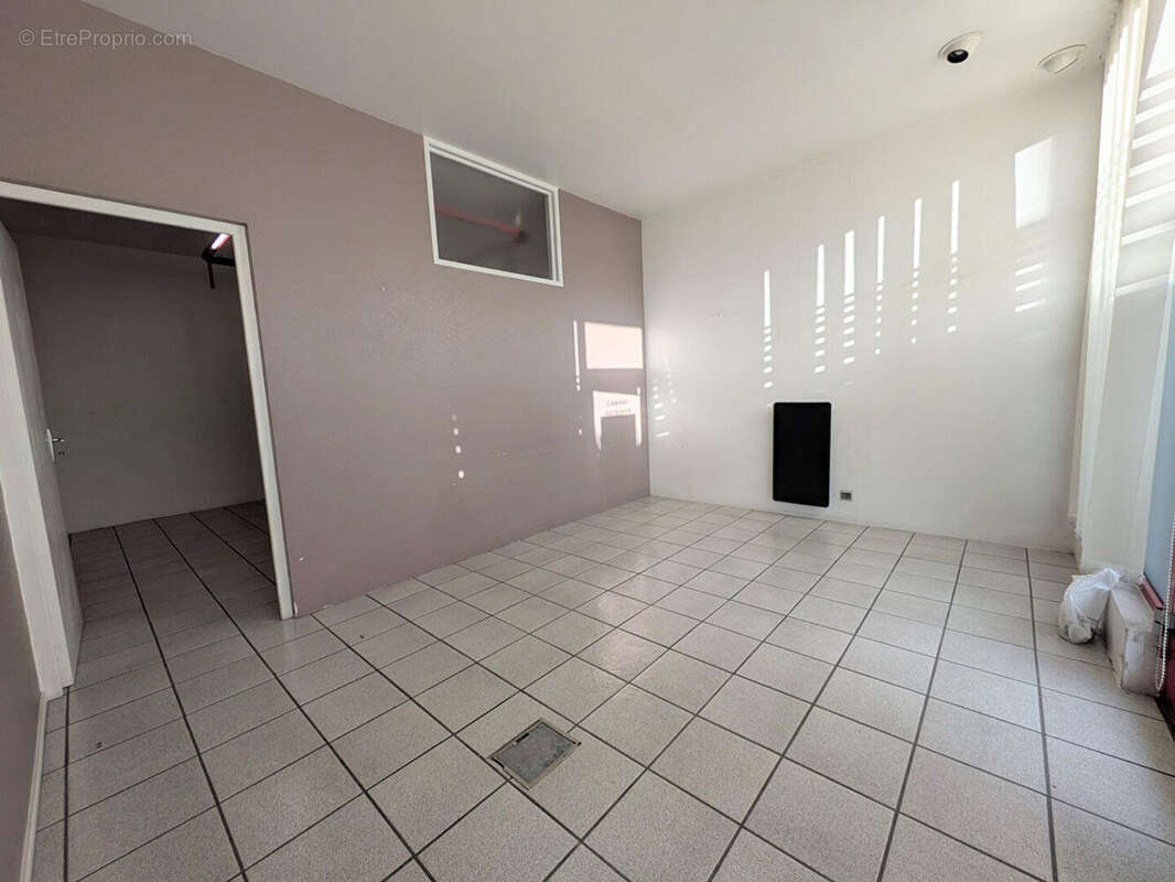 Commerce à COURNON-D'AUVERGNE