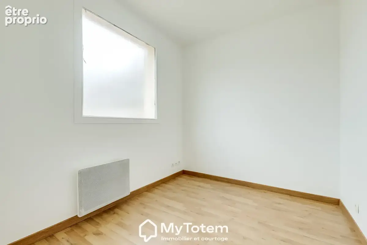 Superbe appartement entièrement rénové, où lumière, confort et qualité de vie se rejoigne. Ideal investissemen - photo 12