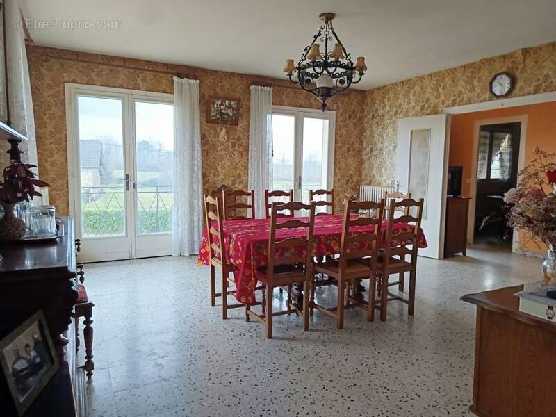 Maison à HONTANX