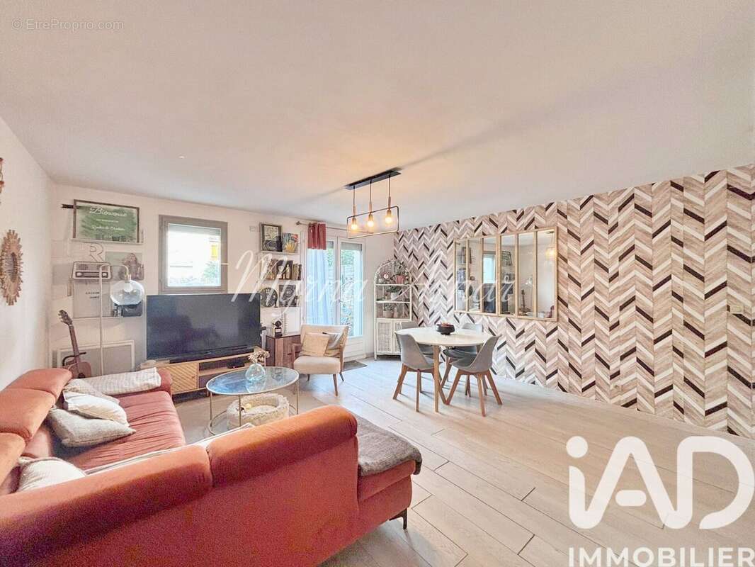 Photo 2 - Maison à SAVIGNY-SUR-ORGE