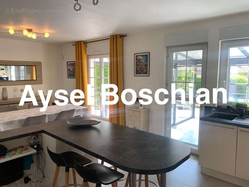 Maison à LEXY