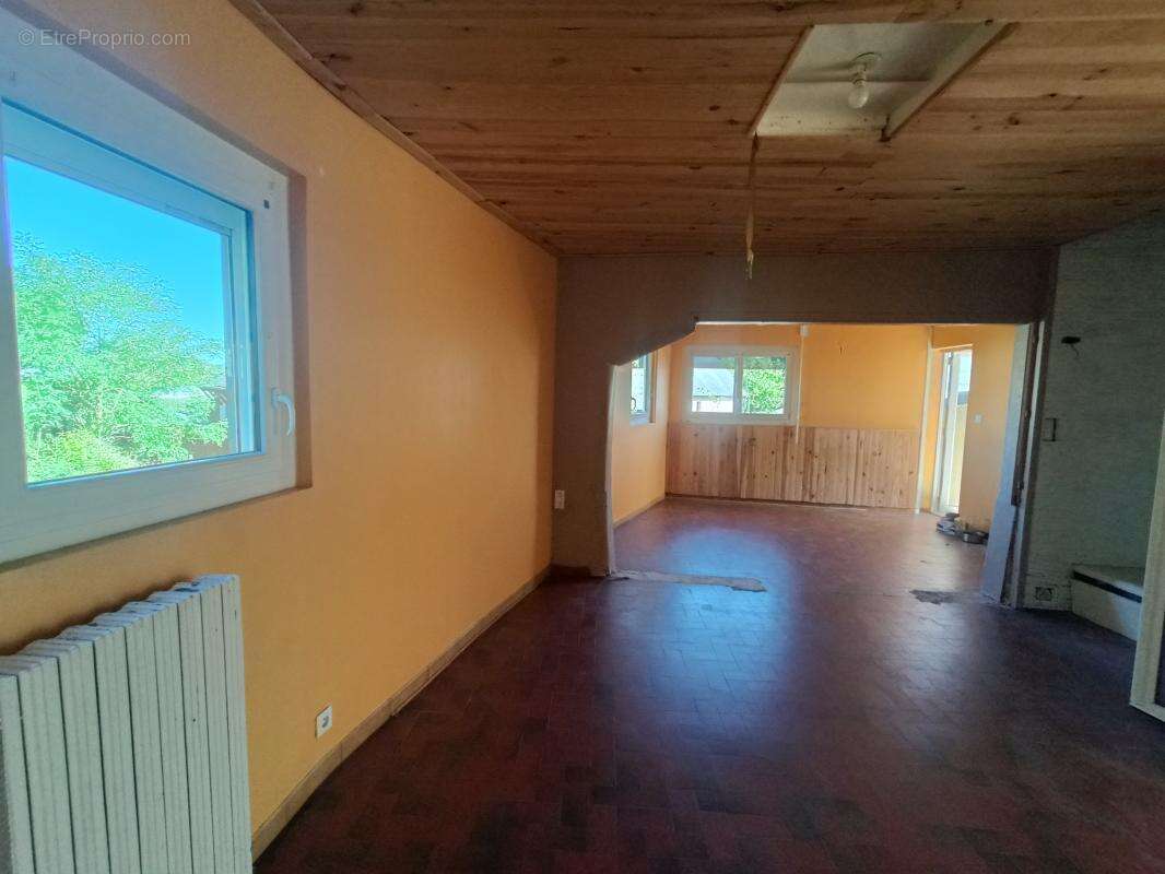 Maison 95 m² à Odos  - photo 2